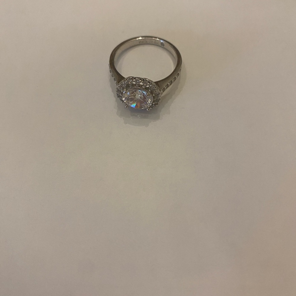 Stella & Dot Rhodium Silver Halo CZ Ring Size 7